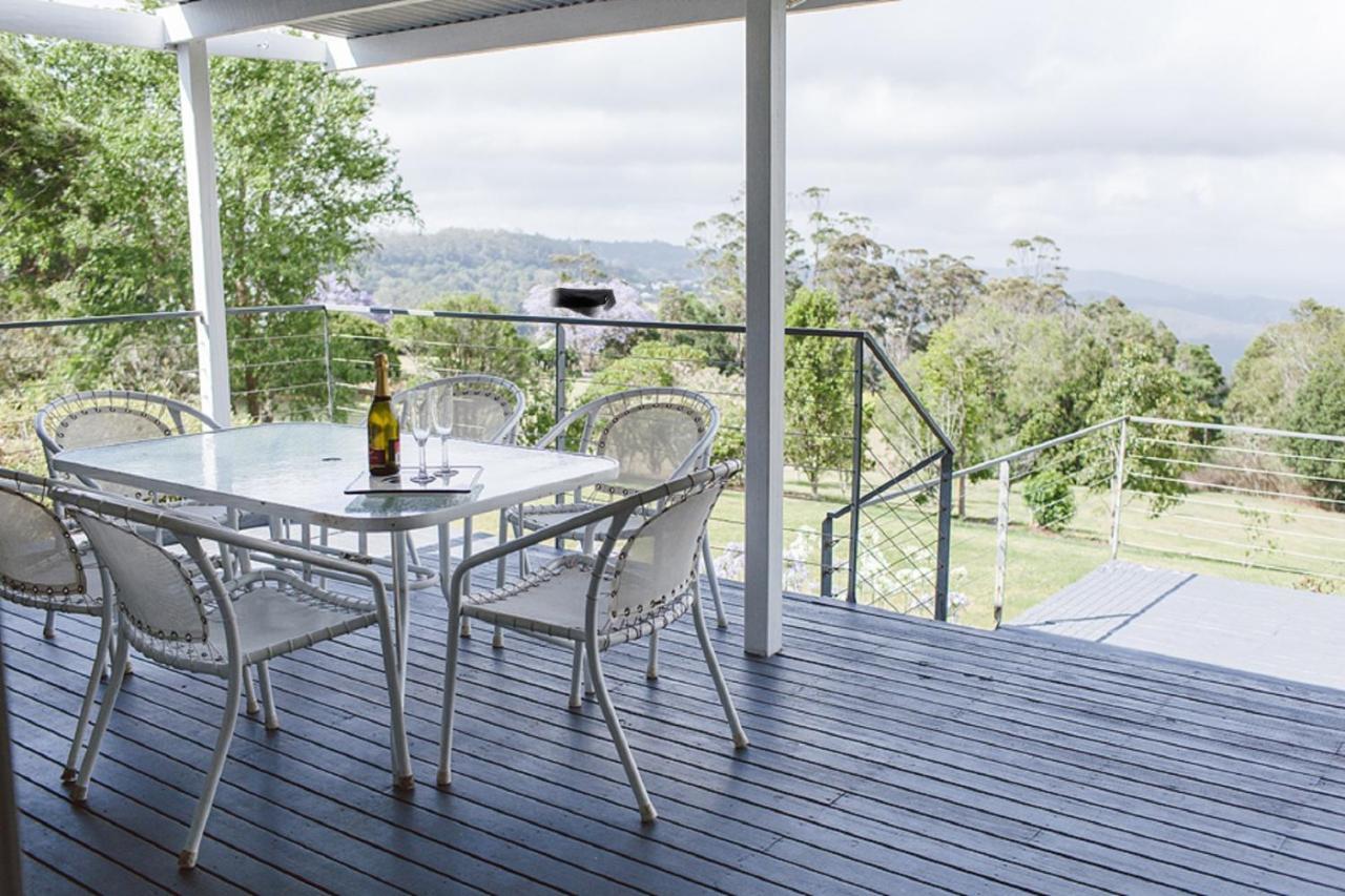 The Retreat Tamborine Mountain Villa Exterior photo